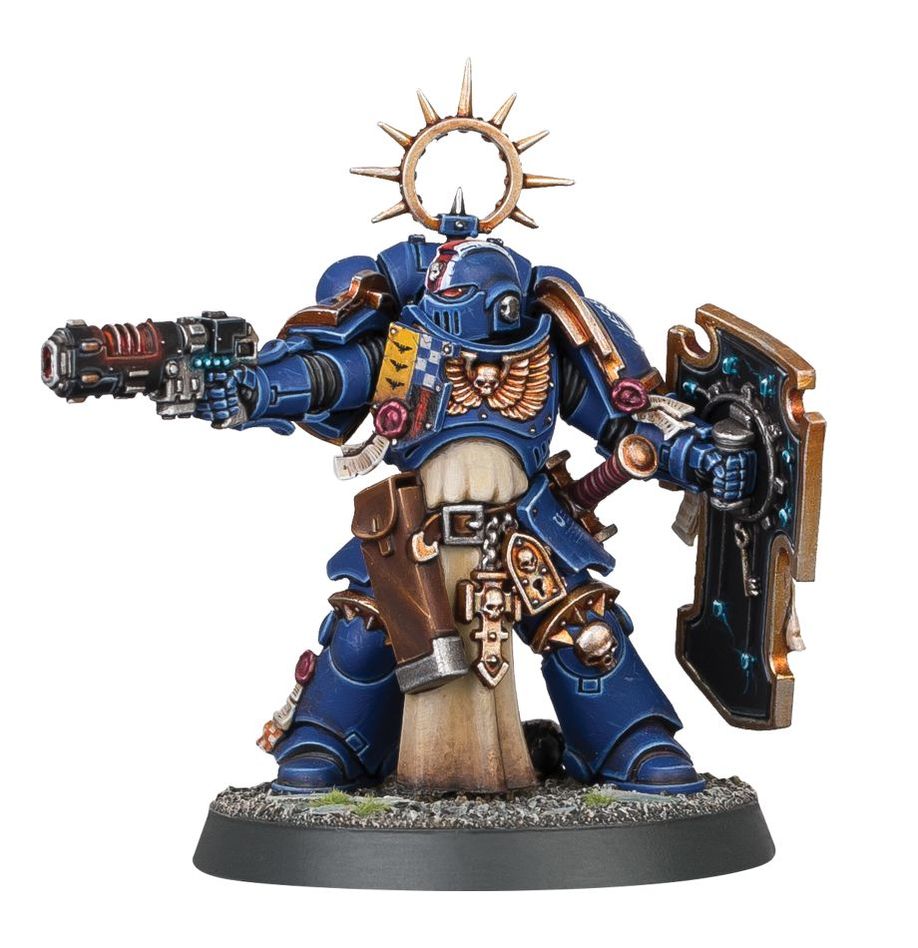 Space Marine Lieutenant with Storm Shield